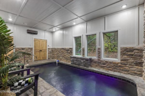 Burch's Bear Splash cabin